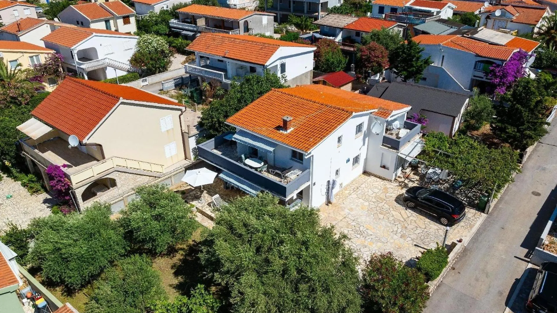 Apartment In Vir Mit Grosser Terrasse